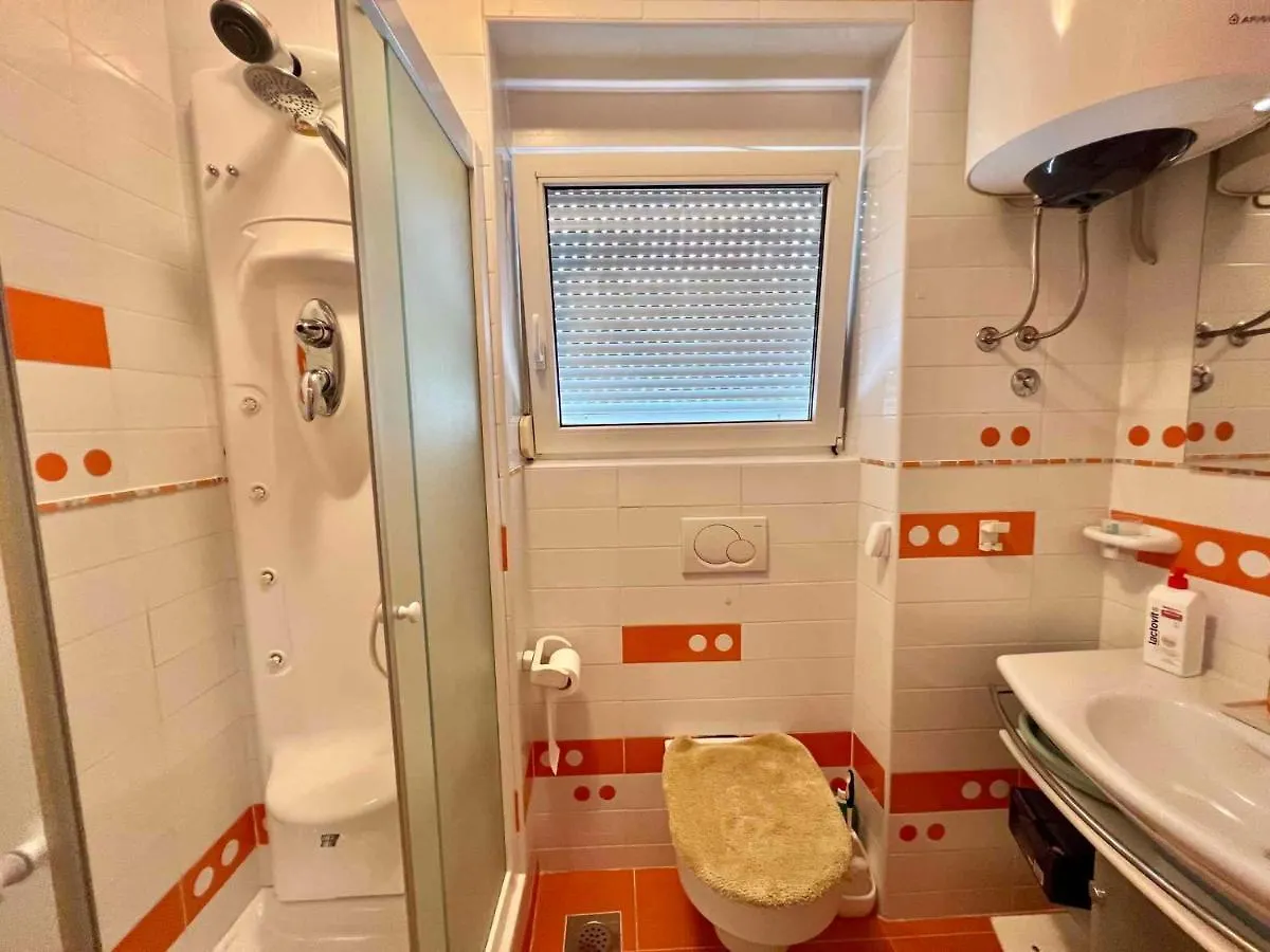 Holiday Home In Dramalj 45038 Croacia